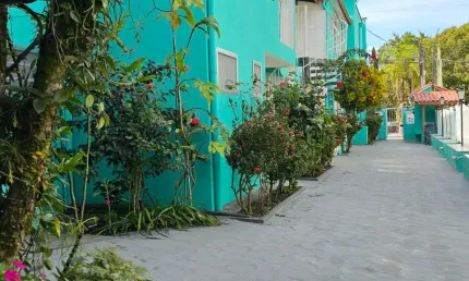 Lindo apartamento  a 50 metros do mar,na praia da maranduba  em ubatuba-sp