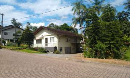 Casa com 4 quartos à venda na Rodeio, 631, Quintino, Timbó, 98 m2 por R$ 800.000