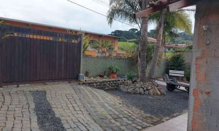 Casa com 3 quartos à venda na Rua Max Malschitzky, 37, Colonial, São Bento do Sul, 108 m2 por R$ 580.000