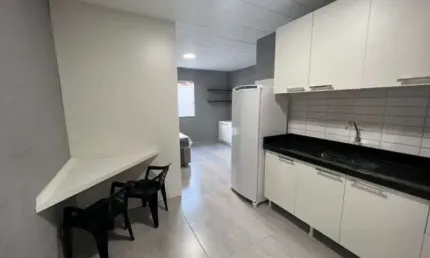 Apartamento com 1 quarto para alugar em Água Verde, Blumenau , 28 m2 por R$ 1.290