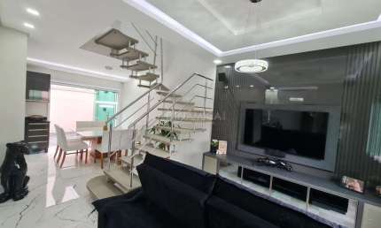 Casa com 3 quartos à venda na Rua David Manarin, 256, Nova Esperança, Blumenau, 139 m2 por R$ 800.000