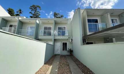 Casa com 2 quartos à venda na Rua Leopoldo Wihelm, 441, Velha, Blumenau, 71 m2 por R$ 385.000
