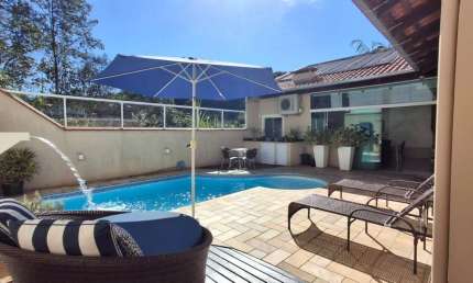 Casa com 3 quartos à venda na Rua Benjamin Constante Margarida, 71, Água Verde, Blumenau, 184 m2 por R$ 1.090.000