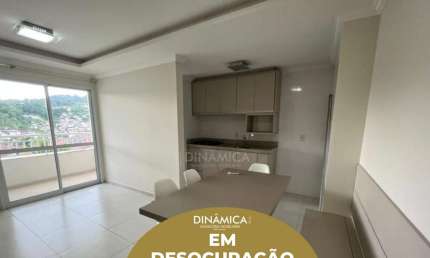 Apartamento com 2 quartos para alugar em Água Verde, Blumenau , 54 m2 por R$ 1.800