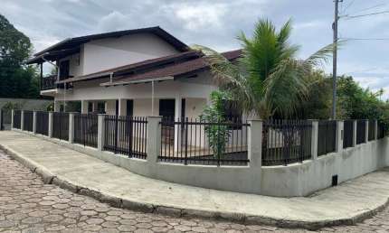 Casa com 4 quartos à venda na Rua Mediterrâneo, 111, Itoupava Norte, Blumenau, 240 m2 por R$ 960.000