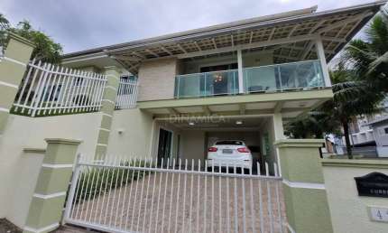 Casa com 4 quartos à venda na Três Barras, 421, Água Verde, Blumenau, 250 m2 por R$ 1.249.000