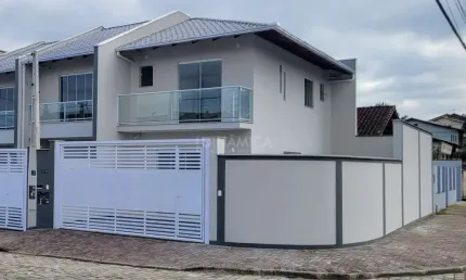 Casa com 2 quartos à venda na Professor João Mosimann, lote75, Itoupava Norte, Blumenau, 97 m2 por R$ 570.000