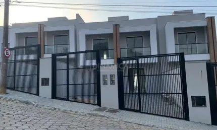 Casa com 2 quartos à venda na Rua Erwin Jenichen, 135, Itoupava Central, Blumenau, 86 m2 por R$ 420.000