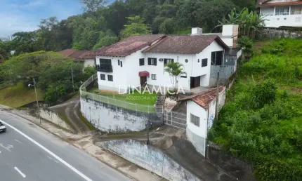 Casa com 4 quartos à venda na Rua São Paulo, 1885, Itoupava Seca, Blumenau, 347 m2 por R$ 1.990.000