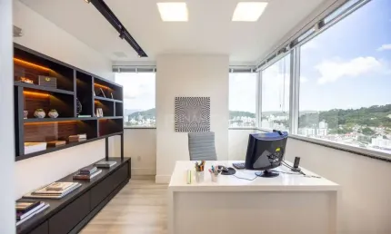 Ponto comercial com 4 salas à venda na rua doutor léo de carvalho, 74, velha, blumenau, 68 m2 por r$ 900.000
