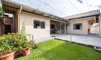 Casa com 4 quartos à venda na Rua Ascurra, 462, Garcia, Blumenau, 174 m2 por R$ 750.000