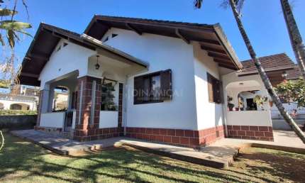 Casa comercial com 2 salas à venda na Rua Frederico Jansen, 106, Do Salto, Blumenau, 397 m2 por R$ 1.250.000