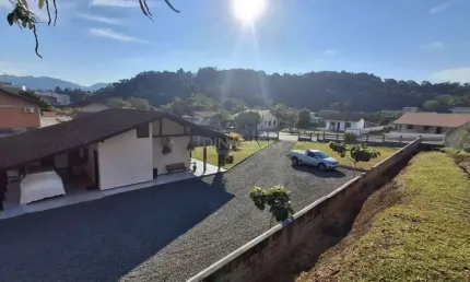Casa com 3 quartos à venda na Rua Arnoldo Beck, 740, Itoupava Central, Blumenau por R$ 1.250.000
