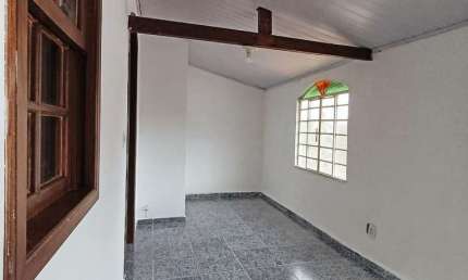 Casas 2 Quartos para Locação em Santa Luzia, Conjunto Cristina (São Benedito), 2 dormitórios, 1 banheiro, 2 vagas