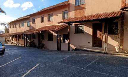 Casa Geminada para Locação em Belo Horizonte, Itapoã, 3 dormitórios, 1 banheiro, 1 vaga