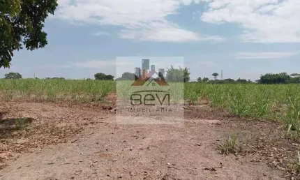 Área com 72.000m, Campestre, Piracicaba - R$ 3.8 mi, Cod: 7871