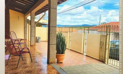 Casa para Venda em São João da Boa Vista, Vila Fleming, 3 dormitórios, 1 suíte, 3 banheiros, 5 vagas