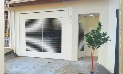 Casa para Venda em São João da Boa Vista, Jardim Recanto dos Pássaros II, 2 dormitórios, 1 banheiro, 2 vagas