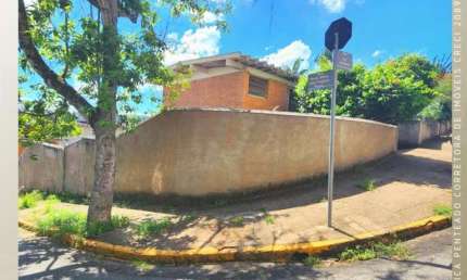 Casa para Venda em São João da Boa Vista, Centro, 4 dormitórios, 1 suíte, 2 banheiros, 1 vaga