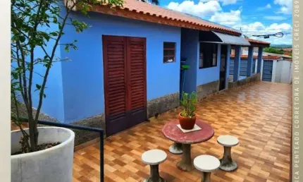 Casa para Venda em São João da Boa Vista, Parque Residencial Tereza Cristina, 3 dormitórios, 1 suíte, 1 banheiro, 2 vagas