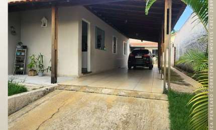 Casa para Venda em São João da Boa Vista, Jardim Do Trevo, 3 dormitórios, 1 suíte, 2 banheiros, 2 vagas
