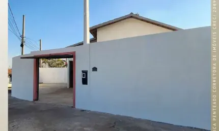 Casa para Venda em São João da Boa Vista, Parque dos Resedás, 2 dormitórios, 1 banheiro, 4 vagas