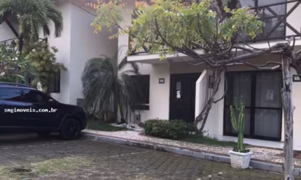 Casa em condomínio fechado com 4 quartos à venda em Itapuã, Salvador 