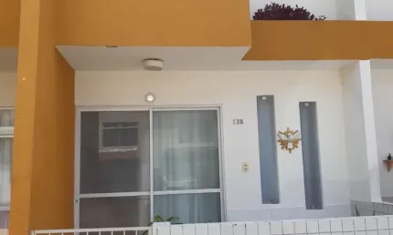 Casa em condomínio fechado com 2 quartos à venda em Itapuã, Salvador 