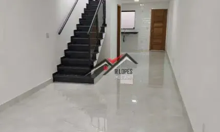 Sobrado de Alto Padrão com 160m², 3 Dormitórios e Área Gourmet – Oportunidade Única!