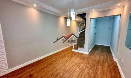 Casa (Casa Padrão) para Venda, 4 dorm(s), 1 suite(s), 2 vaga(s), 164 m²