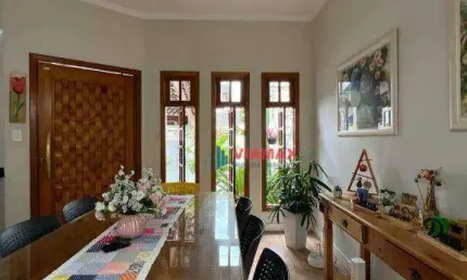 Casa à venda, 96 m² por R$ 600.000,00 - Vila Branca - Jacareí/SP
