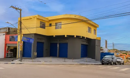 Casa comercial com 2 salas para alugar na Rua Brigadeiro Mário Perdigão Coelho, 152, Cidade Jardim Cumbica, Guarulhos