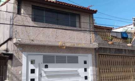 Sobrado à Venda no Jardim Fernandes (Cidade Líder) – 3 Dormitórios, 2 Suítes, 2 Vagas e Churrasqueira