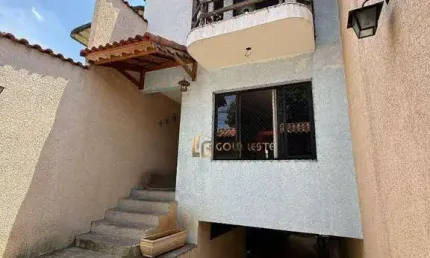 Sobrado com 3 dormitórios à venda, 197 m² por R$ 460.000 - Jose Bonifácio