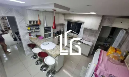Sobrado com 3 dormitórios à venda, 200 m² por R$ 450.000,00 - Vila Roseira II - São Paulo/SP