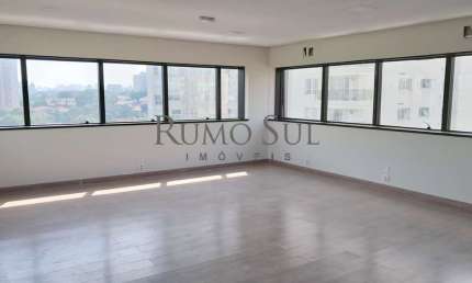 Sala comercial com 1 sala para alugar na Rua Vieira de Morais, 1713, Nova Piraju, São Paulo por R$ 4.800