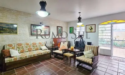 Casa com 3 quartos à venda na Rua Professor Djalma Bento, 246, Jardim Marajoara, São Paulo por R$ 1.200.000