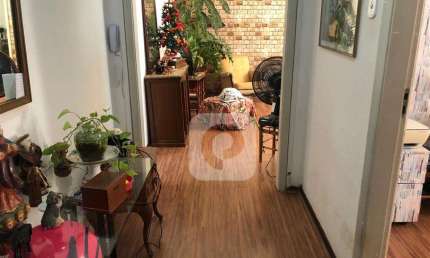 Apartamento de 4 quartos reformado,em rua arborizada de Vila Isabel