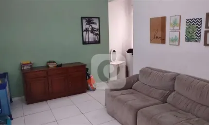 Tijuca -  Rua Carvalho Alvim - Apartamento tipo casa 1ºª andar