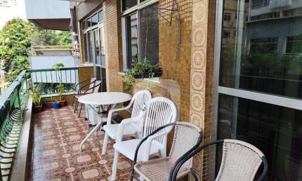 Apartamento de 3 quartos , suíte ,varanda e 2 vagas, na Tijuca!