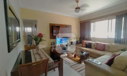 Vila Isabel. Ótimo 2 quartos com vaga em prédio centro de terreno.