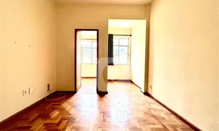 Apartamento com 2 quartos à venda na Rua Conde de Bonfim, Tijuca, Rio de Janeiro