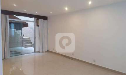 Casa de Vila Tijuca 4 quartos na Rua Lúcio de Mendonça