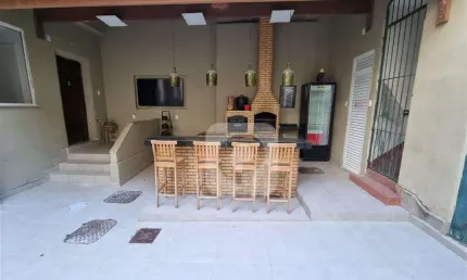 Apartamento de 64m2 na rua do Bispo, sem condomínio e sem IPTU
