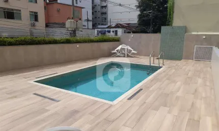 Apartamento de 2 Quartos com vaga , porteiro 24 horas e piscina, ao lado do Metro e Shopping!