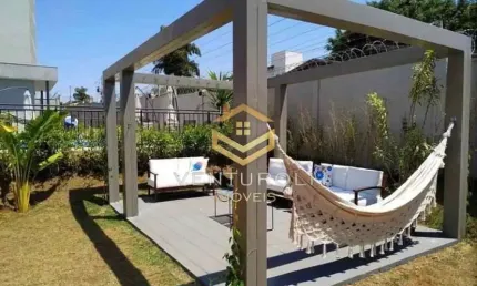 Apartamento com vista para o pôr do sol, 2 dormitórios, ar-condicionado e 1 vaga de garagem!
