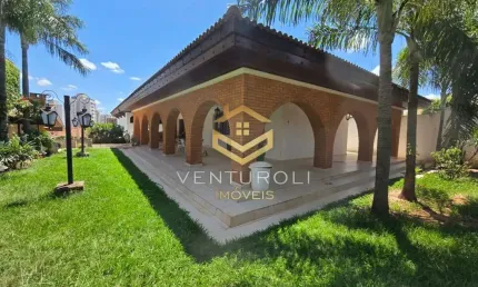 Residência Charmosa com 4 Quartos e lozalizaçao privilegiada.