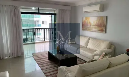Ao lado da praia com vista para o mar. reformado. 140m2 útil. 03 dormitórios. 02 suítes. 02 vagas