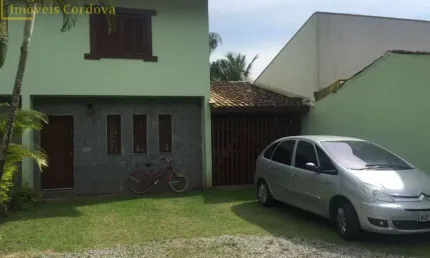 Casa com 2 quartos à venda no Centro, Bertioga , 70 m2 por R$ 450.000