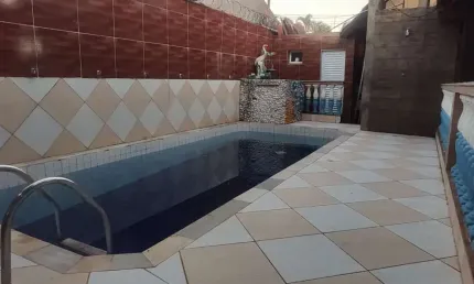 Casa com 4 quartos à venda na Vista Linda, Bertioga , 250 m2 por R$ 580.000